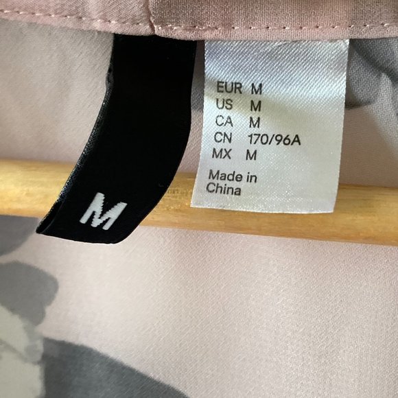 H&M Divided Women’s Baby Pink Grey Floral Chiffon Feel Kimono Top UK Size M - Picture 13 of 15